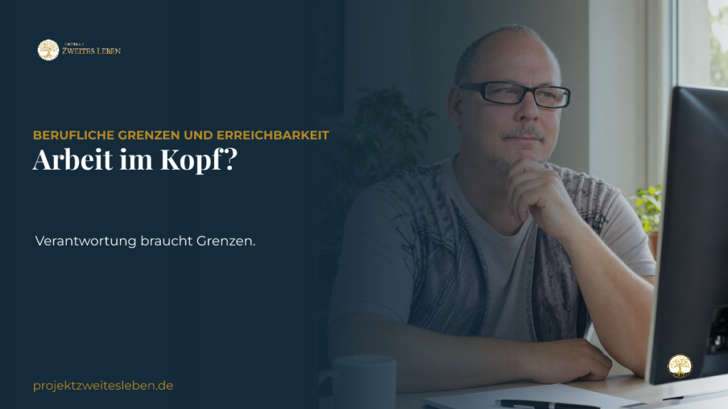 Wenn die Arbeit dauerhaft im Kopf bleibt Markus legt in einer ruhigen Arbeitsumgebung ein Smartphone mit dem Display nach unten und setzt damit bewusst eine Grenze zwischen Arbeit und Freizeit.